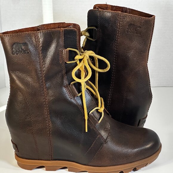 Women's size 10 Sorel Boots - Picture 12 of 16